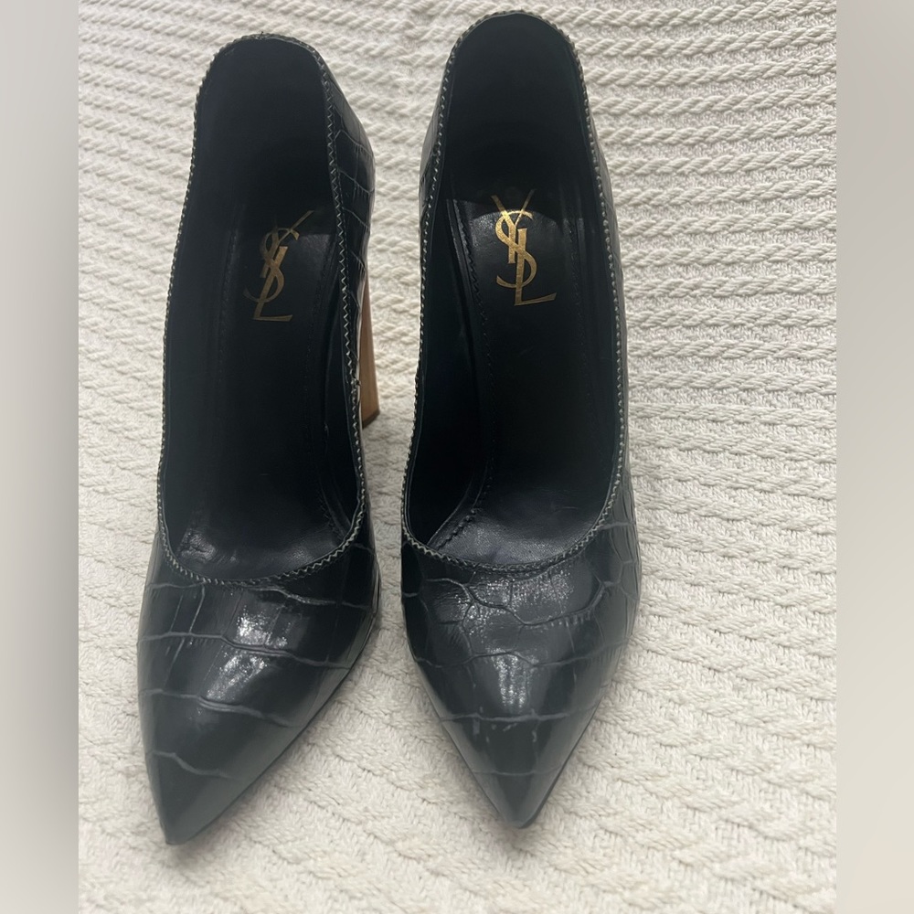 Yves Saint Laurent Rive Gauche Heels